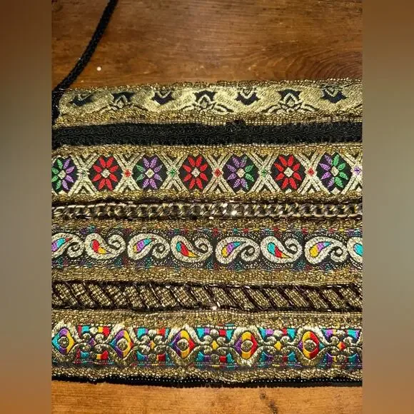 Bohemian Bead Stitched Patterned Crossbody Bag - Picture 3 of 9